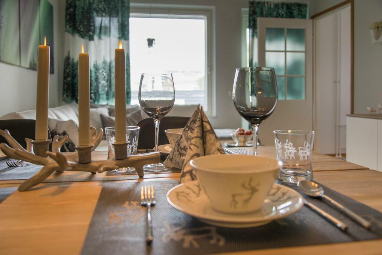 Vasko Luxurious Suites, Nouka *